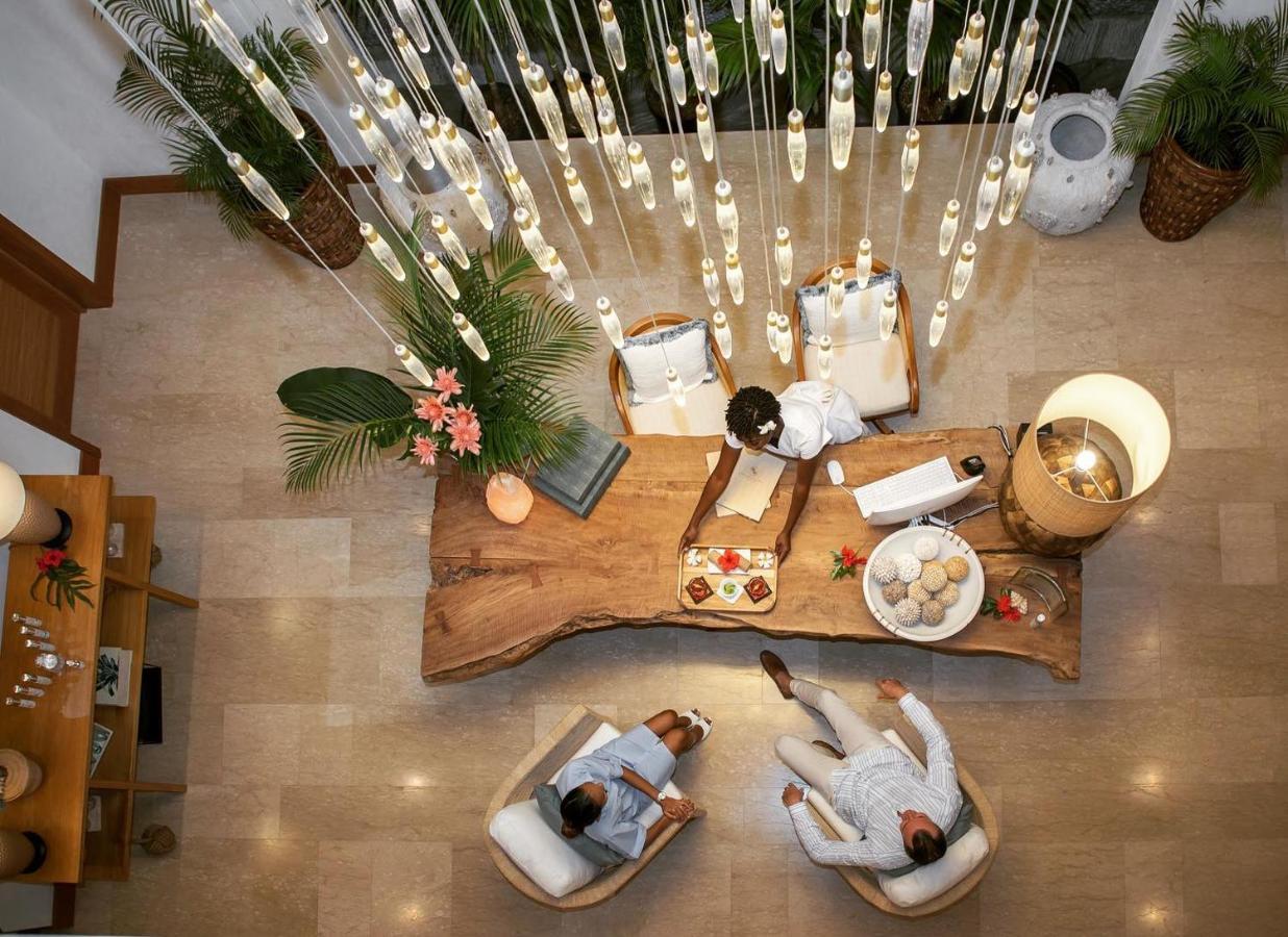 L'Escale Resort Marina & Spa - Small Luxury Hotels Of The World Victoria Bagian luar foto